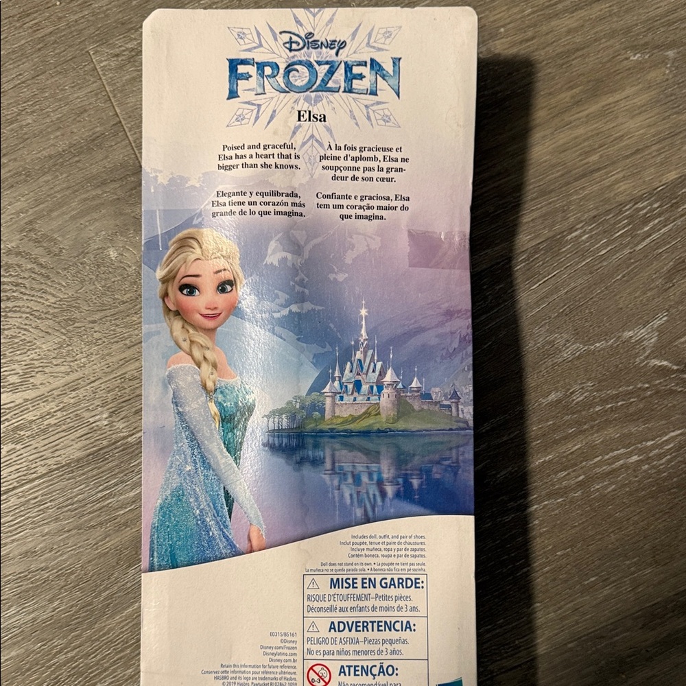 Disney Frozen Elsa Doll in Sparkling Teal Dress - Picture 3 of 3